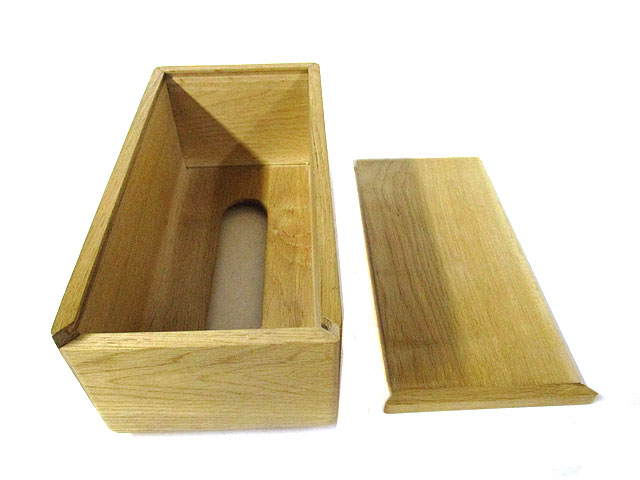 栓アイヌ模様彫ティツシュBOX - 木のクラフト [トミヤ郷土民芸]