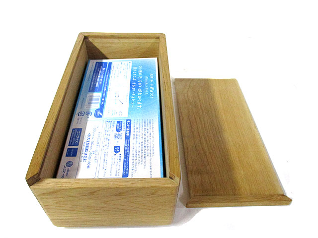 栓アイヌ模様彫ティツシュBOX - 木のクラフト [トミヤ郷土民芸]