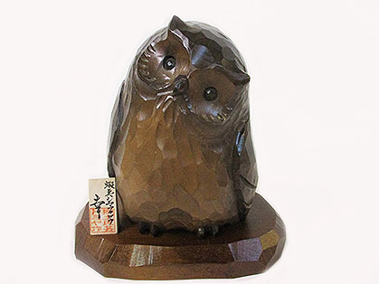 希少 幸人作 蝦夷シマフクロウ 【希望】 30cm 大型木彫 アート彫刻 蝦夷シマフクロウ幸4.5号 - 木彫りのふくろう [トミヤ郷土民芸]