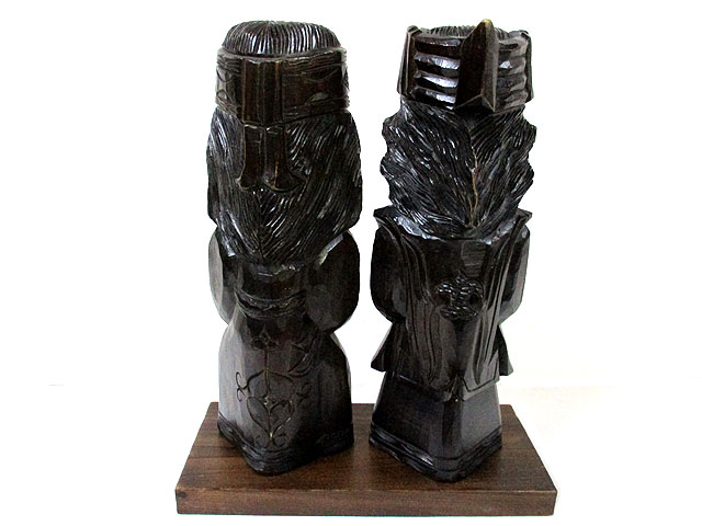 アイヌ夫婦 特彫り人形9号 宏一作 [トミヤ郷土民芸]